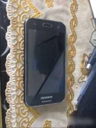 Samsung Galaxy J1 2015. �/�