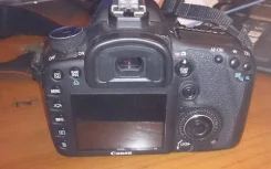Canon EOS 7D ����
