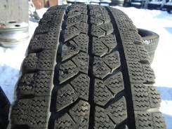 Bridgestone Blizzak W979. Зимние, без шипов, 2015 год, 10 %, 2 шт