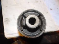 Сайлентблок подвески. Honda Civic Hybrid, ES9 Honda Civic, EU4, EU3, EU1, EU2, EN2 Honda Civic Ferio, ES2, ET2, ES3, ES1 Двигатели: 4EE2, D14Z5, D14Z6...