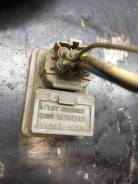 Омыватель фар. Toyota: Crown, Aurion, Mark X, Tarago, RAV4, Camry, Previa, Sequoia, Hilux, Reiz Двигатели: 3GRFE, 5GRFE, 2GRFE, 2AZFE, 1AZFE, 2ADFHV...