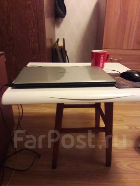 DNS. 17", 2 500����, ��� 4 ��, ���� 500���, WiFi: 1, Bluetooth: 1 ����