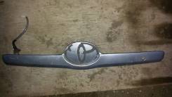 Накладка крышки багажника. Toyota Camry, ACV40, ACV45
