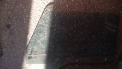 Стекло боковое. Nissan Caravan, ARME24