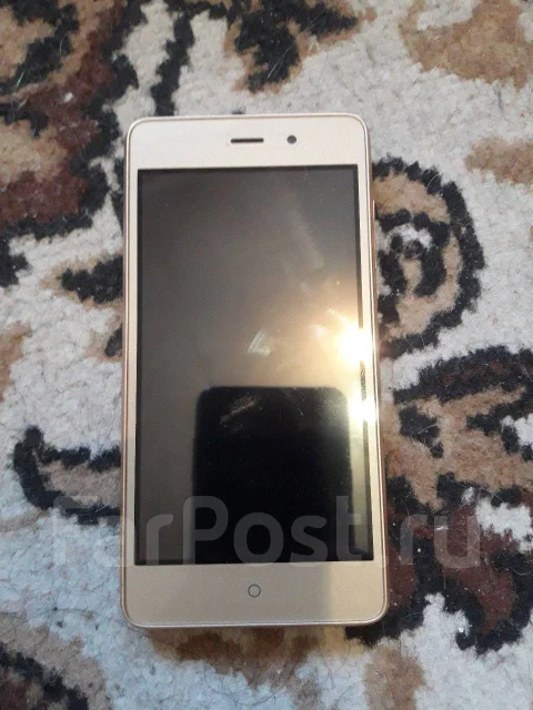 BQ BQ-4526 Fox. �/� ����