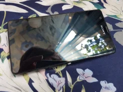 Sony Xperia ZR. �/� ����