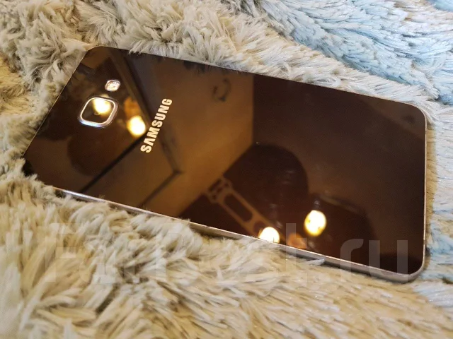 Samsung Galaxy A7 2016. �/� ����