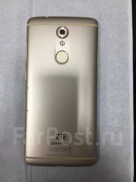 ZTE Axon 7 Mini. �/� ����