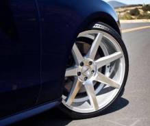 Vossen CV7. 8.5x20", 5x114.30, ET35, ЦО 73,1 мм.