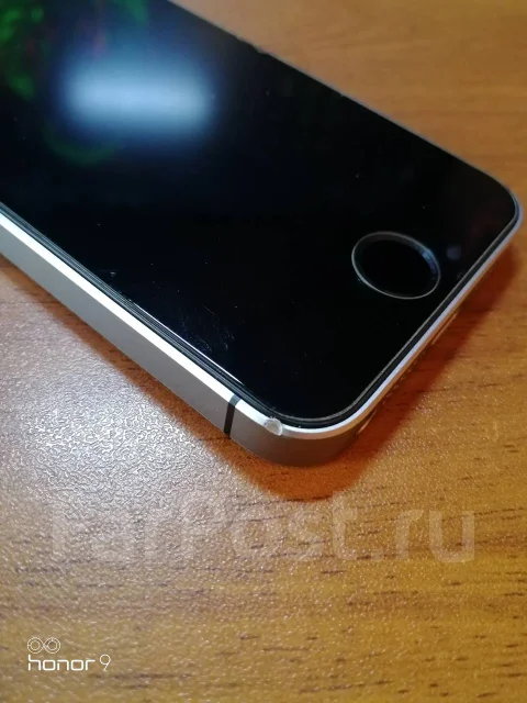 Apple iPhone SE. �/� ����