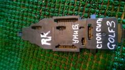 Стоп-сигнал. Volkswagen Golf, 1E7, 1H1, 1H5 Двигатели: 1Z, 2E, AAA, AAM, AAZ, ABA, ABD, ABF, ABS, ABU, ABV, ACC, ADY, ADZ, AEA, AEE, AEF, AEK, AEX, AE...