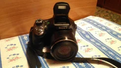 Sony Cyber-shot DSC-H400. 20 � ����� ��, ���: 14� � ����� ����