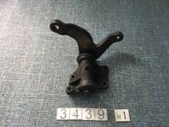 Маятник. Nissan Caravan, ARME24, ARMGE24, CRMGE24, CWMGE24, KRME24, KRMGE24, VRMGE24, VWME24, VWMGE24 Nissan Homy, ARME24, ARMGE24, CRMGE24, CWMGE24...