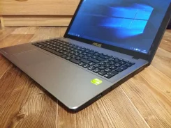Asus X550VC. 15.6", 2,6����, ��� 4 ��, ���� 500���, WiFi, Bluetooth, ����������� �� 3��. ����