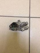 Кронштейн. Audi A4, 8EC, 8ED, 8H7, 8HE, 8K2, 8K5, B7 Двигатели: ALT, ALZ, AUK, BBJ, BDG, BFB, BGB, BKN, BLB, BPG, BRE, BWE, BWT, CABA, CABB, CAEA, CAE...