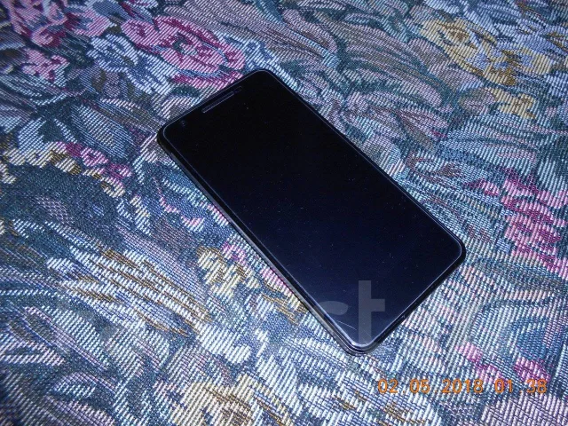 Philips Xenium X588. ����� ����