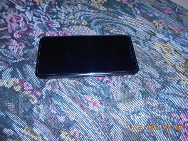 Philips Xenium X588. ����� ����