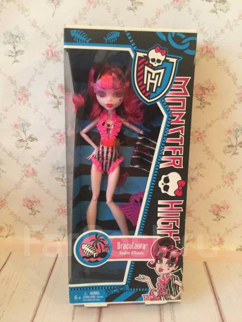 Кукла MONSTER HIGH В купальнике - Дракулаура