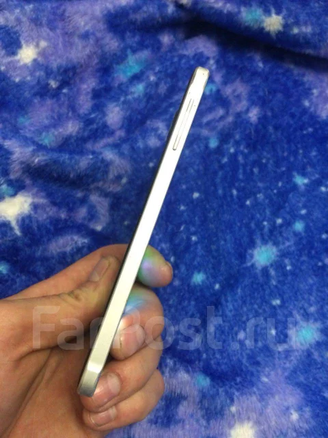 Samsung Galaxy Alpha. �/� ����