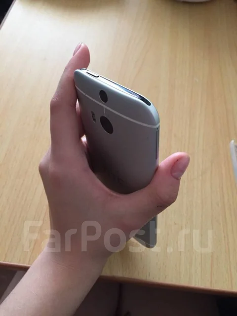 HTC One M8. �/� ����
