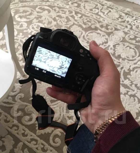 Sony Alpha SLT-A65 ����