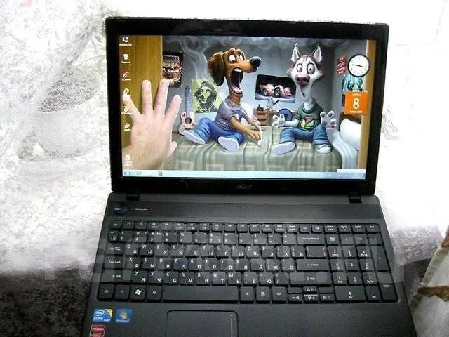Acer Aspire 5742. 15.6", 2,3����, ��� 4 ��, ���� 250���, WiFi: 1, ����������� �� 3��. ����