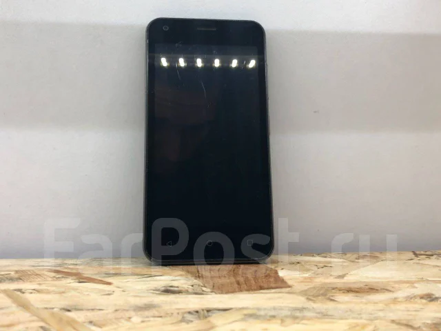 Fly FS454 Nimbus 8. �/�, Dual-SIM ����