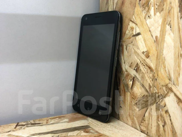 Fly FS454 Nimbus 8. �/�, Dual-SIM ����