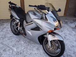 Honda VFR 800F. 800 куб. см., исправен, птс, без пробега