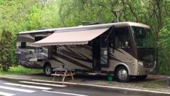 Ford. Newmar, 6 800 куб. см., 10 мест