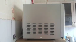 ����� ����