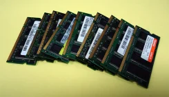 SO-DIMM DDR. ����