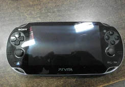 Sony PlayStation Vita ����