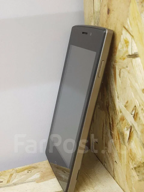 Tele2. �/�, Dual-SIM ����
