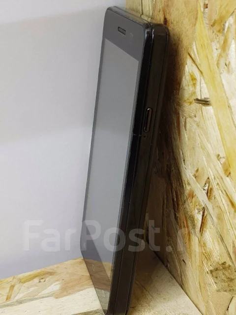 Fly IQ4403 Energie 3. �/�, Dual-SIM ����