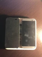 HTC One M8. �/�