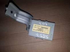 Блок управления дверями. Subaru Forester, SG5, SG9, SG9L Двигатели: EJ203, EJ205, EJ255
