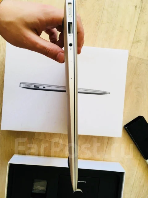 Apple MacBook Air 13 2017 Mid. 2,9����, ��� 8 ��, ���� 128���, WiFi: 1, Bluetooth: 1, ����������� �� 12��. ����