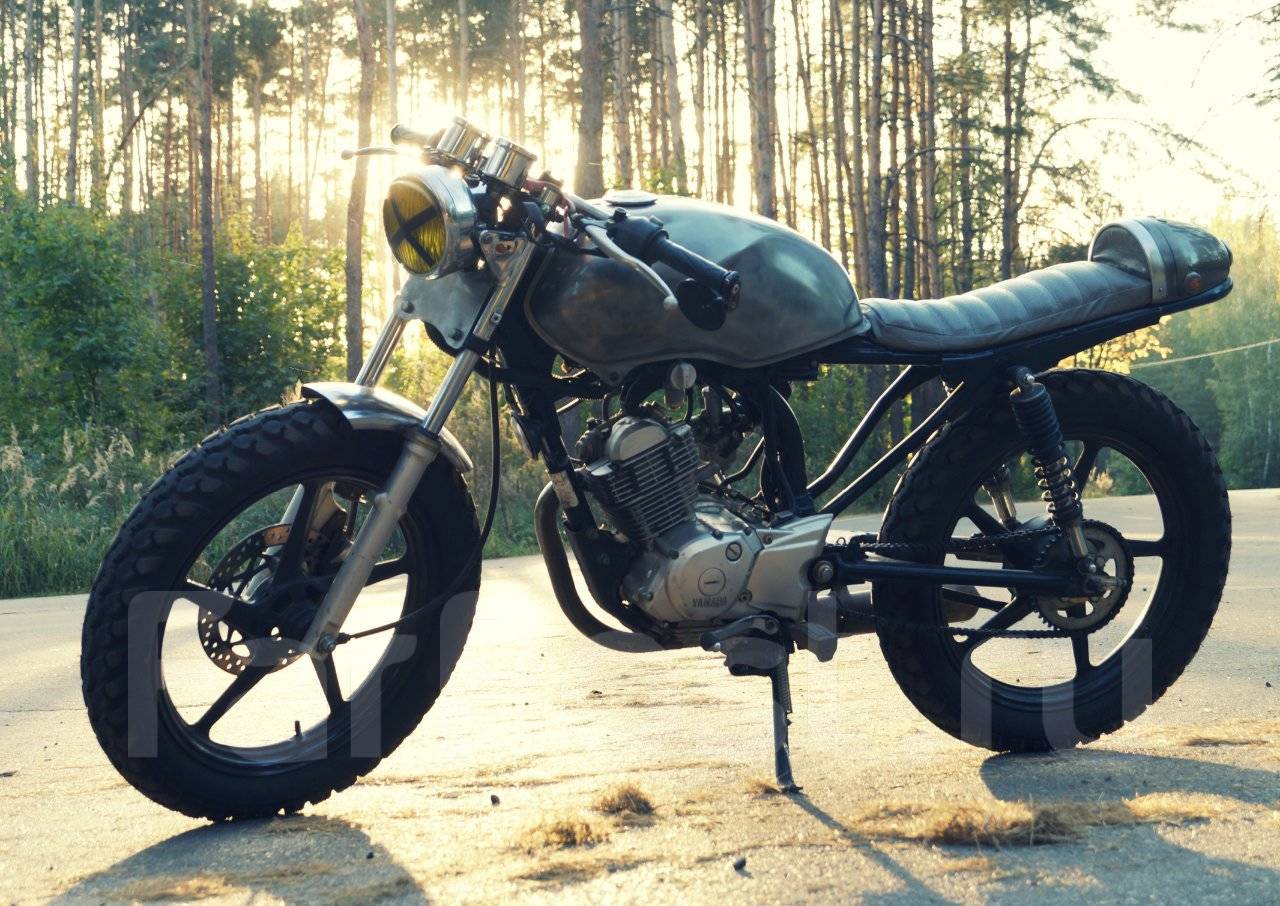 Yamaha YBR 125 Custom