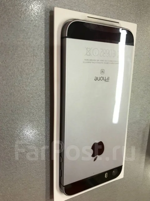 Apple iPhone SE. ����� ����