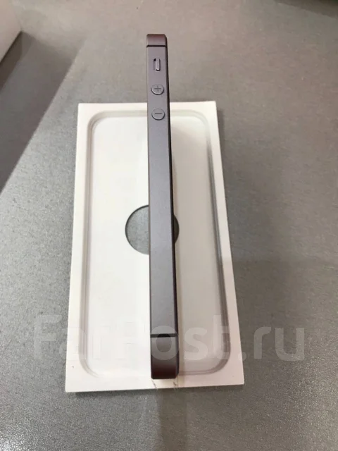 Apple iPhone SE. ����� ����