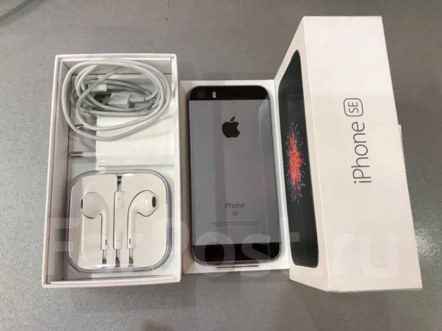 Apple iPhone SE. ����� ����