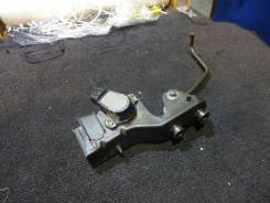 Педаль газа. Toyota Mark II Wagon Blit, JZX110, JZX110W Toyota Verossa, JZX110 Toyota Mark II, JZX110 Двигатель 1JZFSE