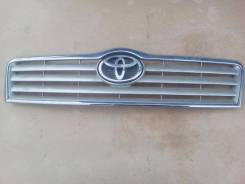Решетка радиатора. Toyota Avensis