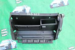 Бардачок. Subaru Legacy, BL5, BLE, BP5, BP9, BPE Двигатели: EJ203, EJ204, EJ20X, EJ20Y, EJ253, EJ30D