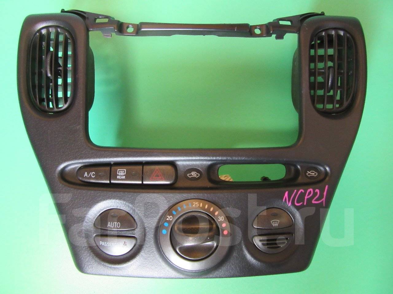 Климат контроль функарго. Климат панель функарго. Климат контроль фанкарго автомат. Блок климата toyota funcargo. Funcargo ncp21 1nx климат контроль.