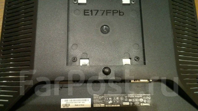 Dell. 17" ����