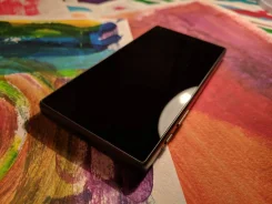Sony Xperia Z5 Compact. �/�