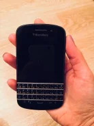 BlackBerry Q10. �/�