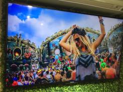 Sony KD-55XE8096. LED